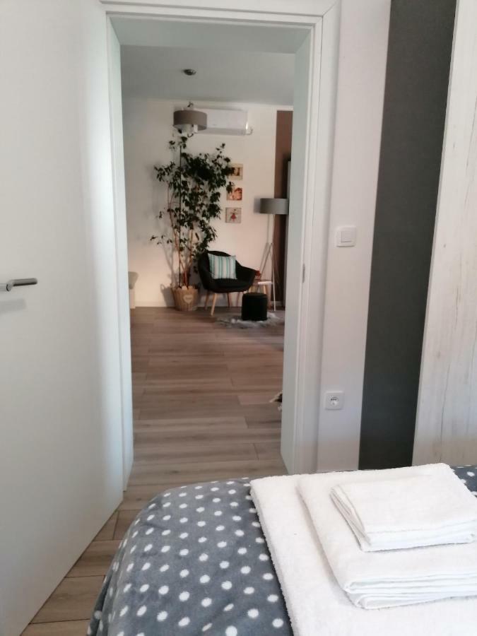 Apartman Luna Σίμπενικ Εξωτερικό φωτογραφία